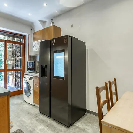 Ar ゲストハウス 3*