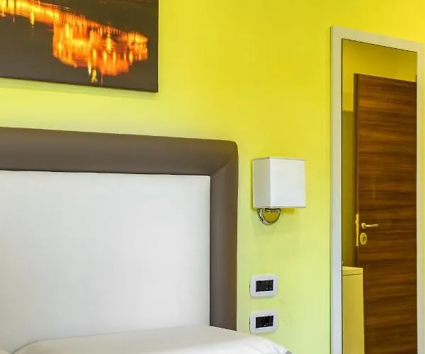 Ar בית הארחה רומא